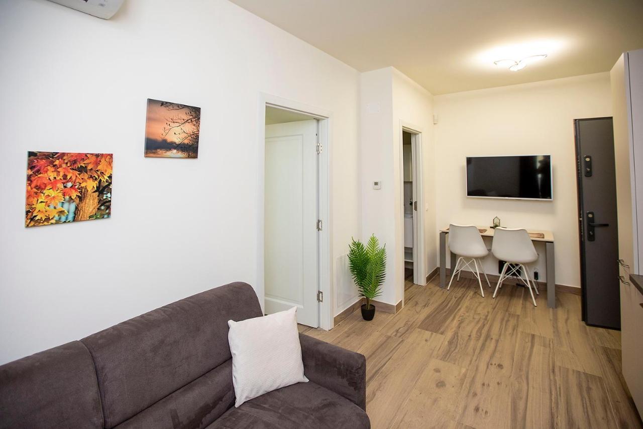 קלוז'-נאפוקה Covaciu Aparthotel מראה חיצוני תמונה