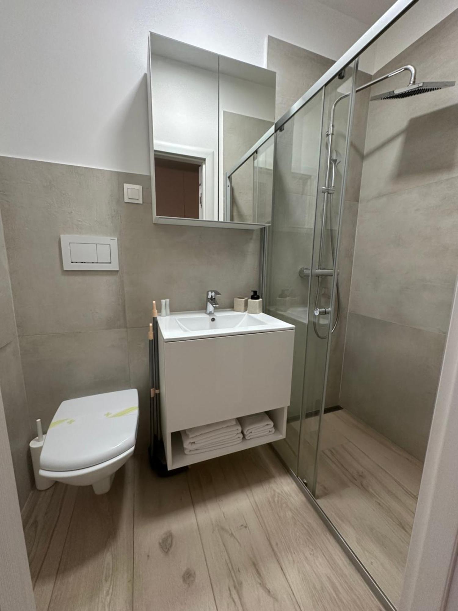 קלוז'-נאפוקה Covaciu Aparthotel מראה חיצוני תמונה